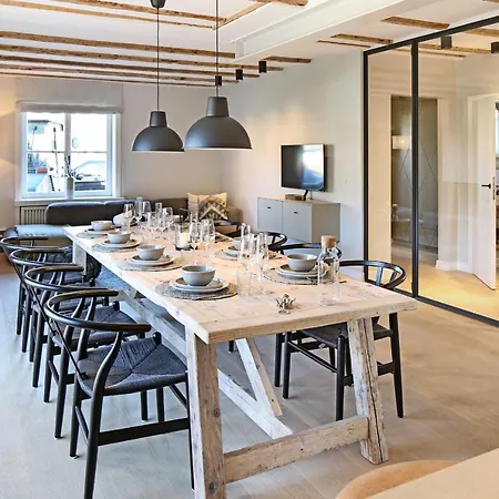 Ferienhaus Nya *