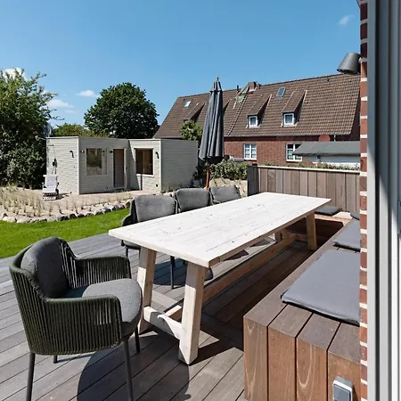 Ferienhaus Nya